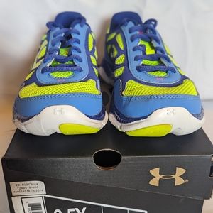 UNDER ARMOUR GGS MICRO G ENGAGE NEW IN BOX